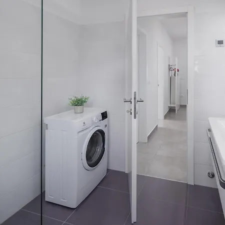 Pet Friendly In Novigrad Hébergement de vacances *